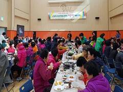 장흥군 회진면 지역사회보장협의체는 지난 11월 29일 회진다목적회관에서 ‘사랑나눔 어울림 한마당’ 행사를 열었다.