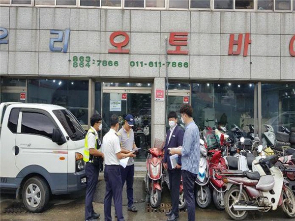 장흥군과 장흥경찰서는 미신고 이륜자동차에 의한 교통사고 등에 따른 교통 범죄를 예방하기 위해 9월부터 사용신고 단속에 나선다.