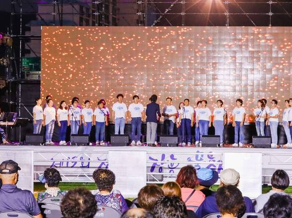 제15회 정남진 물축제 장흥 POP 콘서트 사진입니다.