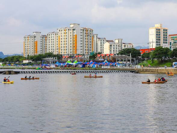 제15회 정남진 물축제 우든보트, 카누 사진입니다.