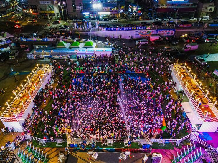 제15회 정남진 물축제 장흥 워터 樂 풀파티 사진입니다.