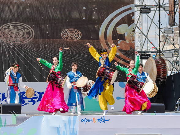 2023년 제16회 정남진 장흥 물축제 물축제 정남진의 도화유수(세종전통예술단)