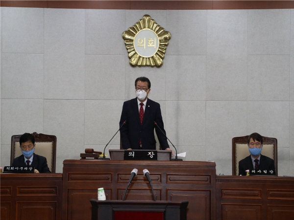 장흥군의회(의장 위등)는 지난 3월 31일 제254회 장흥군의회 임시회를 개회했다.